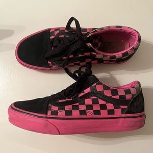Vans Unisex Old Skool Chex Pink and Black Sneakers